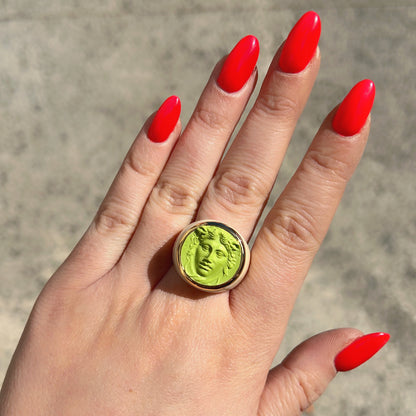 Bague Medusa verte ronde Grandtour Collection