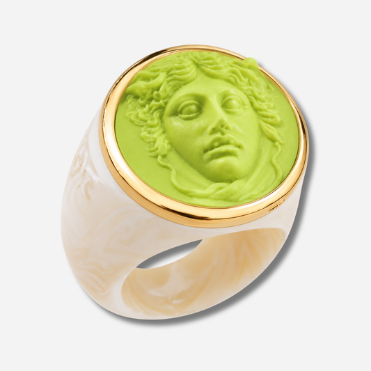 Bague Médusa ronde vert ivoire Grandtour Collection visage relief vert doré