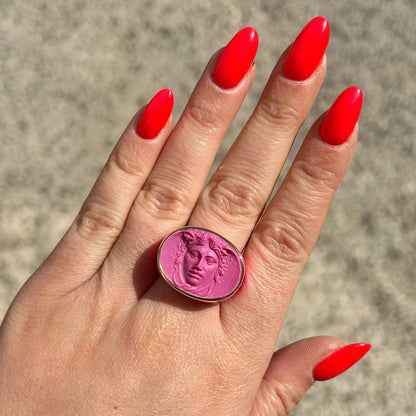 Bague Medusa rose violet Grandtour Collection