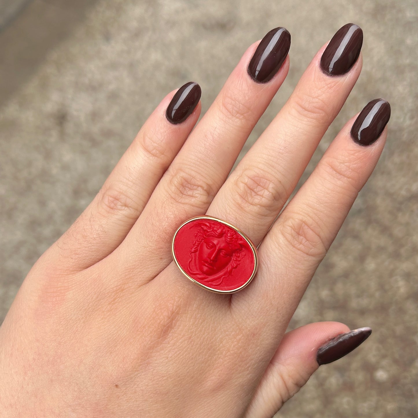 bague-medusa-rouge-grandtour-divinity-sete