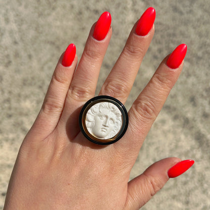 Bague Medusa XXL noir blanc Grandtour Collection
