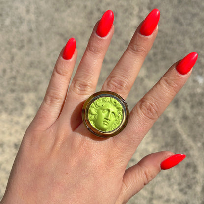 Bague Medusa vert doré style tendance femme