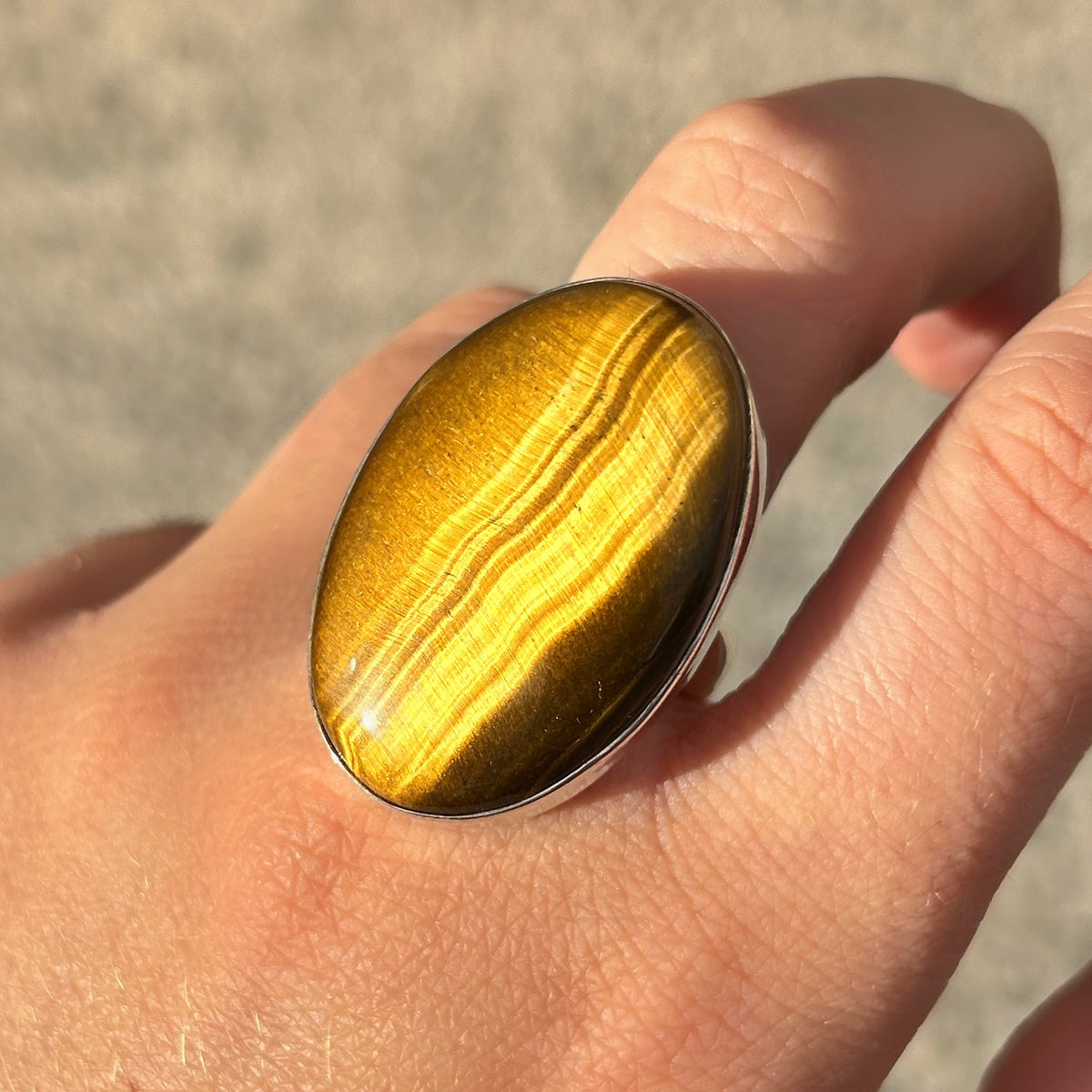Bague Œil de Tigre Ovale M réglable en argent 925 avec pierre naturelle
