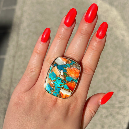 Bague turquoise orange pierre rectangle argent 925 portée