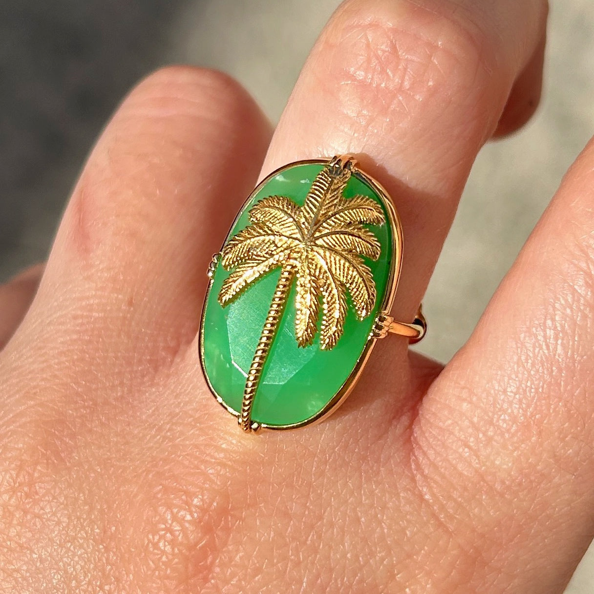 Bague palmier Au Fil de Lo chrysoprase verte