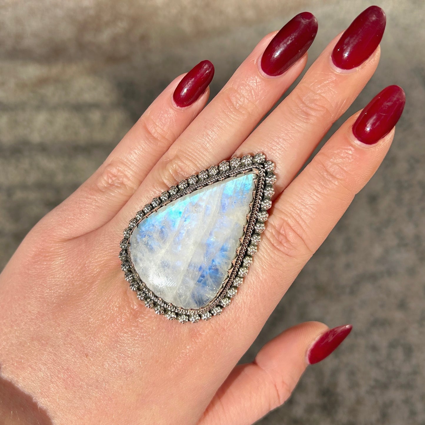 BAGUE - PIERRE DE LUNE ARC EN CIEL GOUTTE ARGENT 925