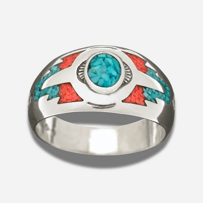 Bague Harpo R163 en argent avec turquoise et corail rose réalisés selon la technique artisanale Chip Inlay inspirée de l’art Navajo.