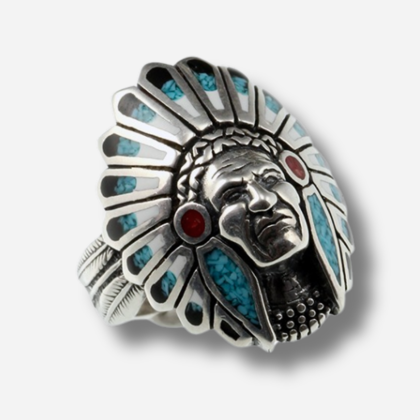 Bague Harpo R569 PM en argent massif représentant une tête d’Indien Navajo avec incrustations turquoise et détails rouges de style western.