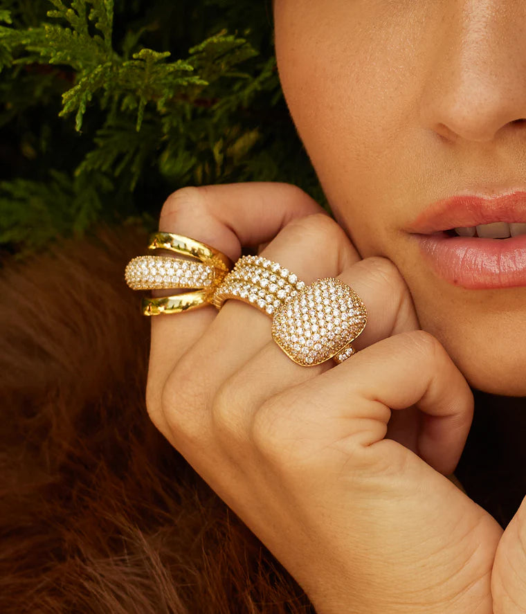 Bague Renesmée ZAG acier doré zirconiums pavés ajustable bijou femme lumineux Divinity Sète