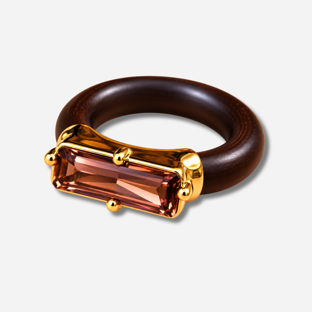 Bague Riva Marron avec cristal rectangulaire facetté brun, monture dorée et anneau marron