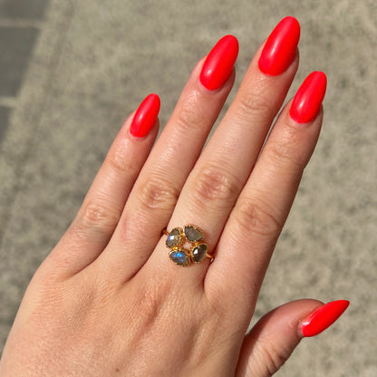 Bague ronde labradorite PM Au Fil de Lo pierre bleue irisee reglable femme doree