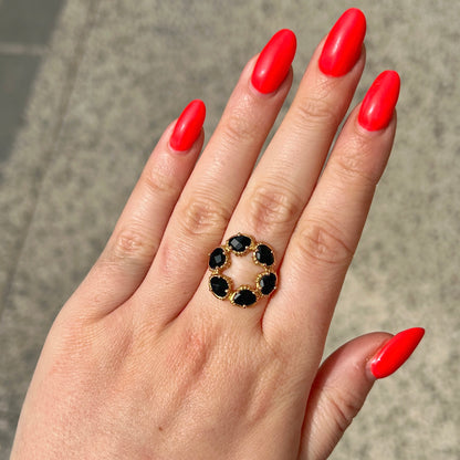 Bague portée spinelle noire ronde Au Fil de Lo