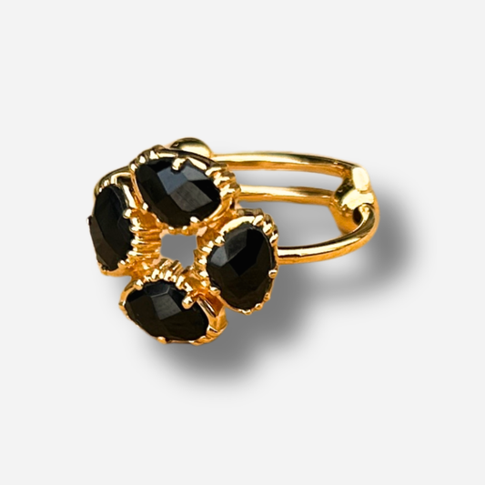 Bague ronde spinelle noire Au Fil de Lo pierre naturelle noire reglable femme dorée