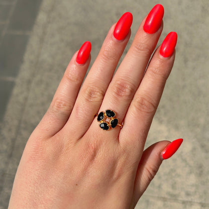 Bague portée spinelle noire Au Fil de Lo