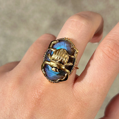 bague-scarabe-gm-labradorite-aufildelo-divinity-sete
