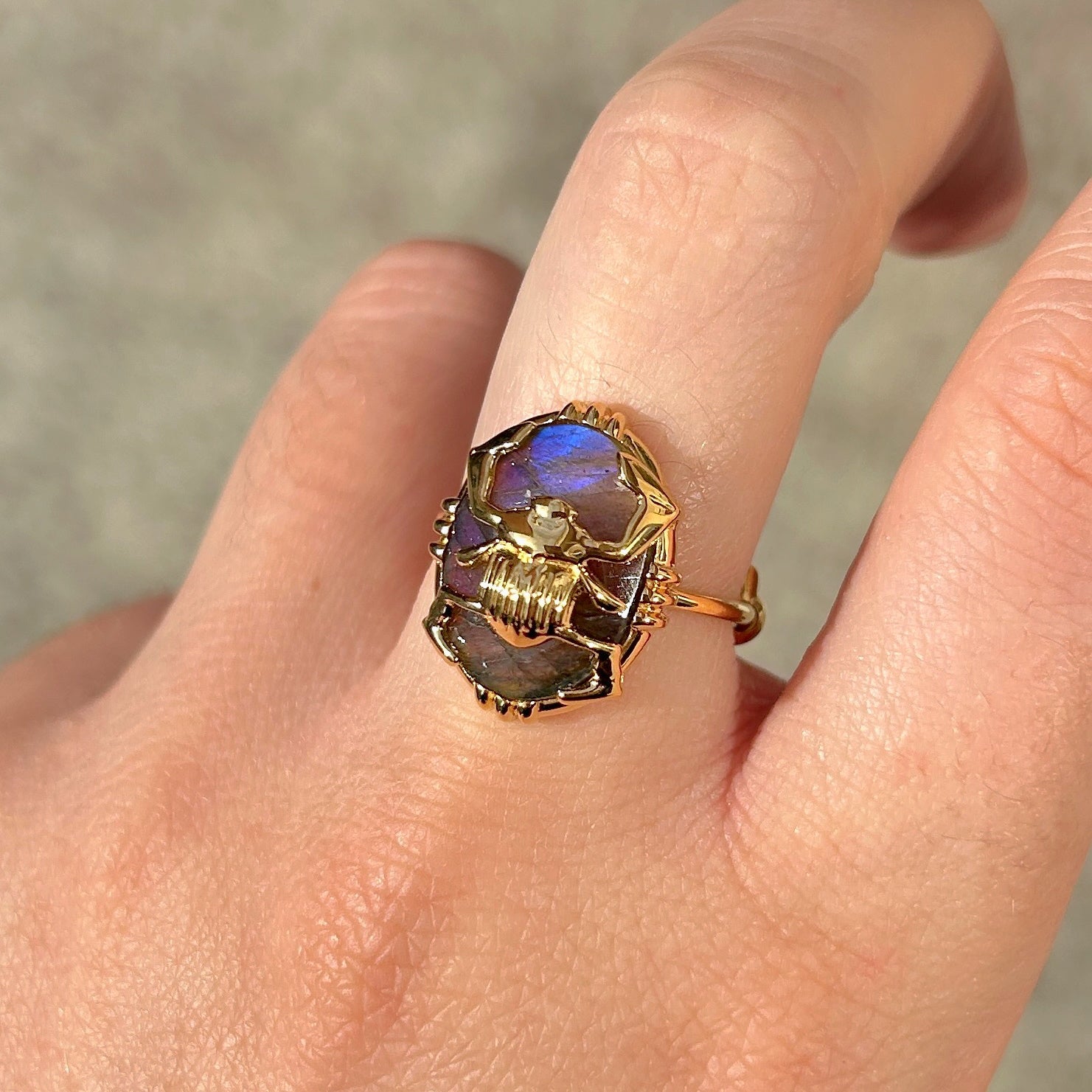 Bague scarabee bijou symbolique labradorite femme