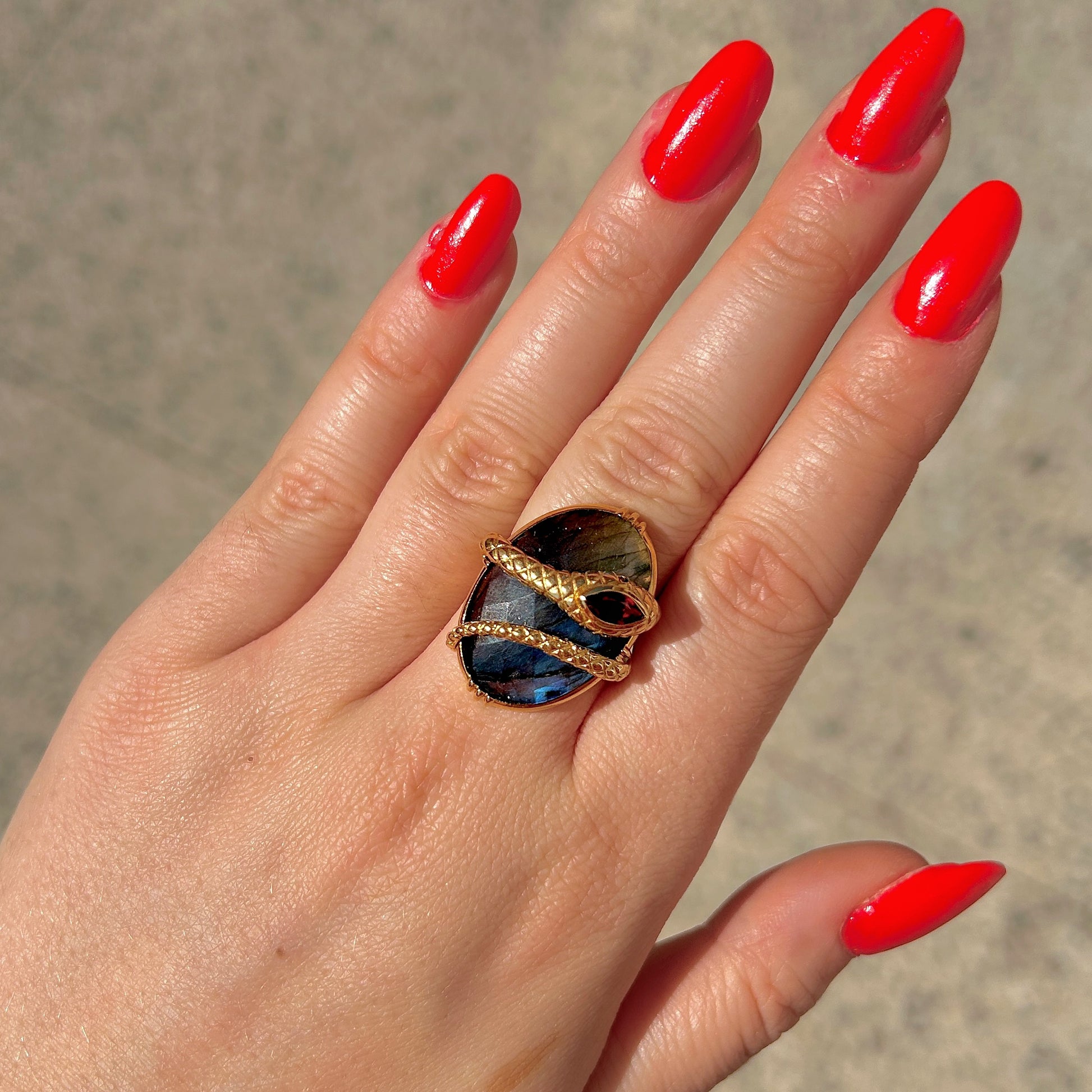 bague-serpent-gm-labradorite-aufildelo-divinity-sete