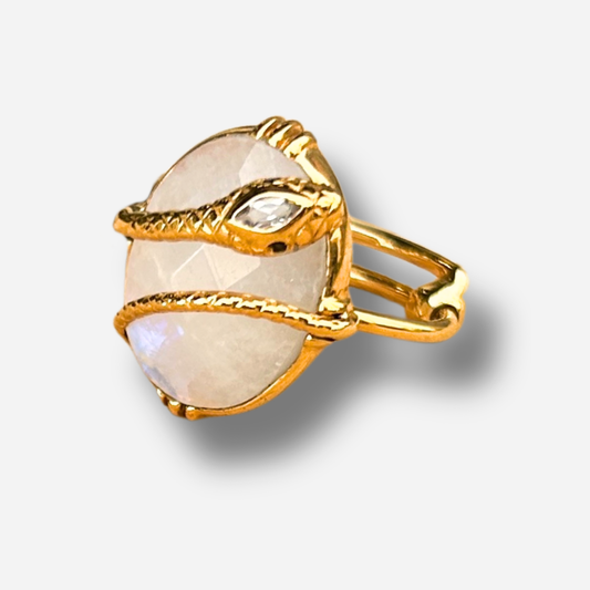 Bague serpent labradorite blanche Au Fil de Lo pierre irisee reglable femme doree