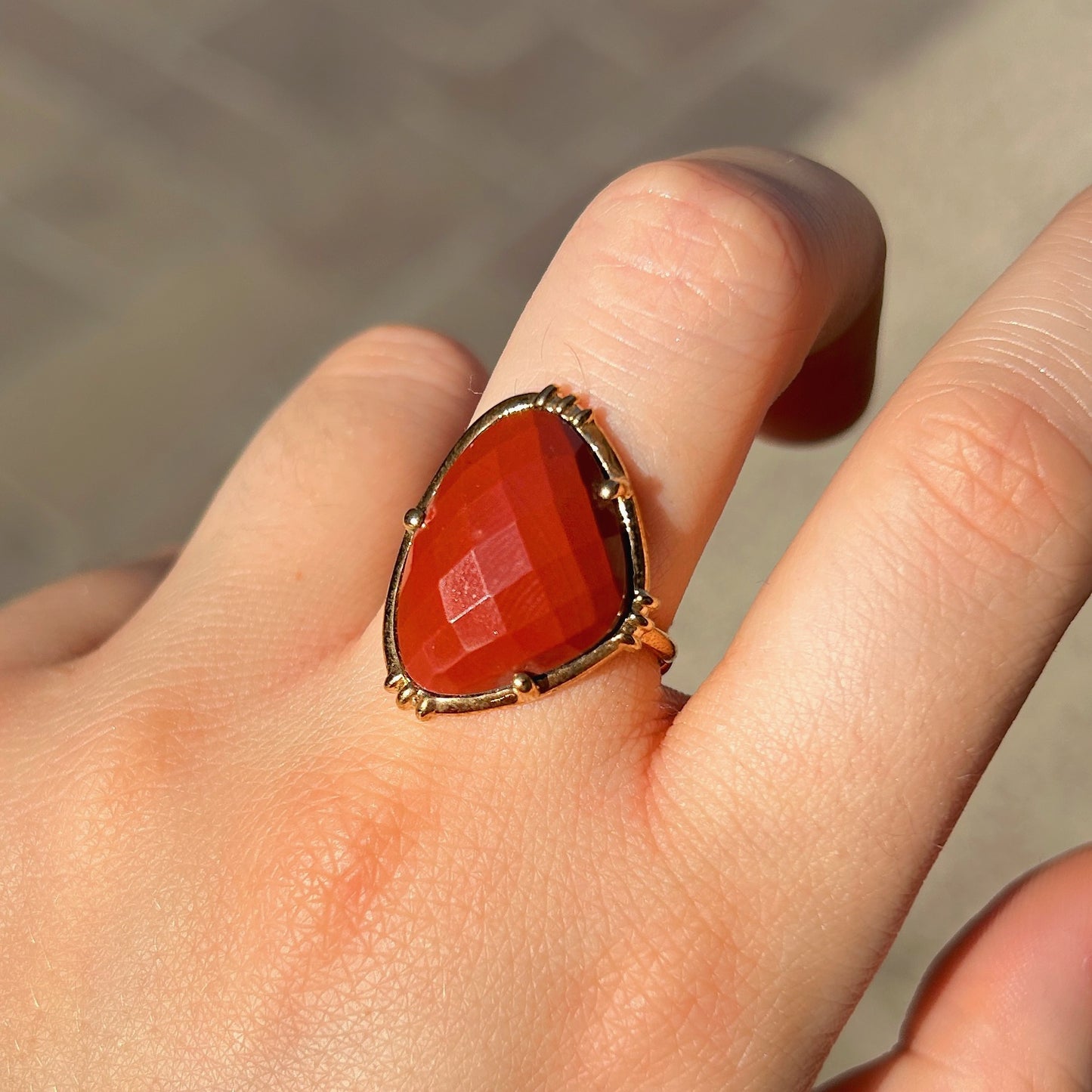 bague-sertie-sillimaniterouge-aufildelo-divinity-sete