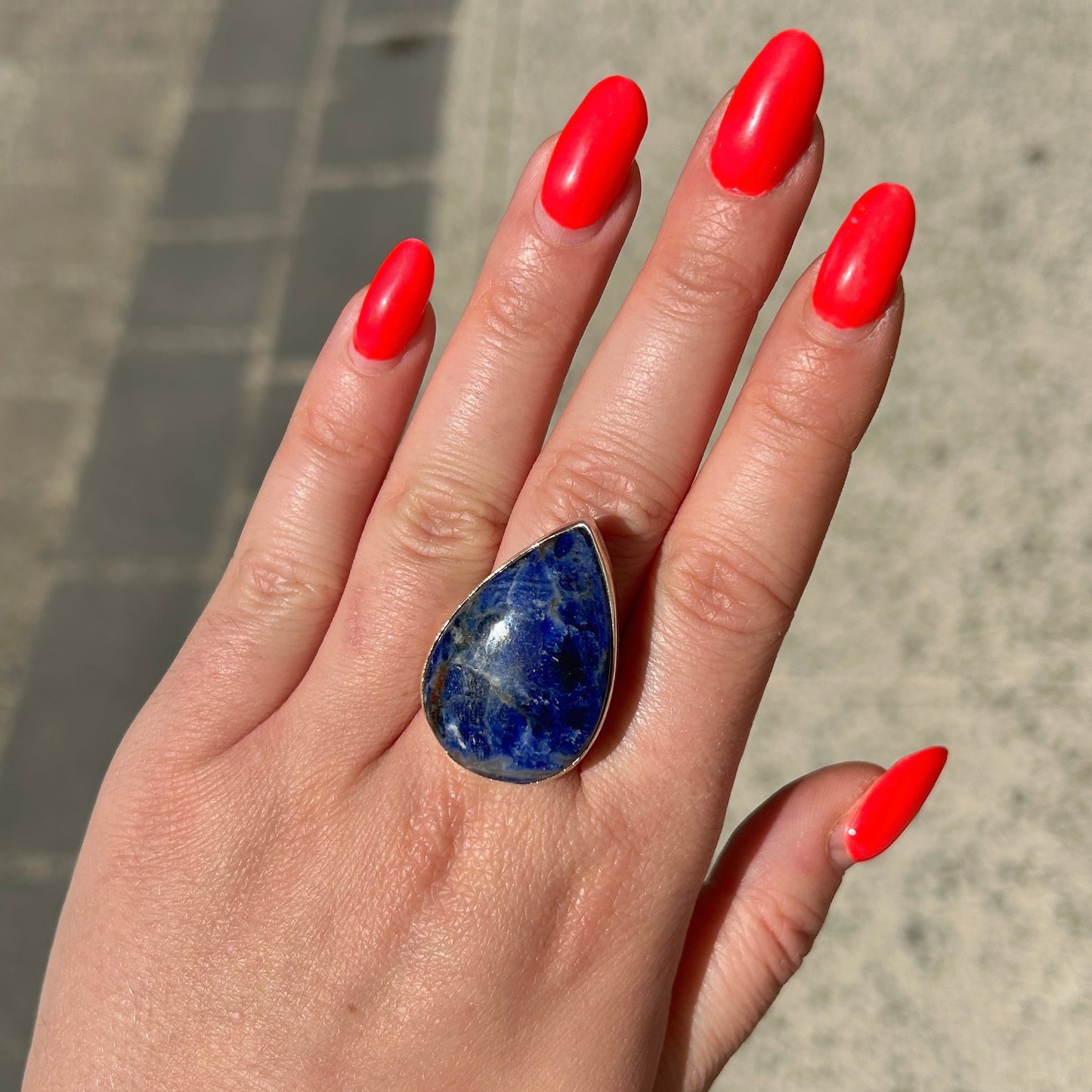 Bague sodalite goutte argent 925 pierre bleue naturelle