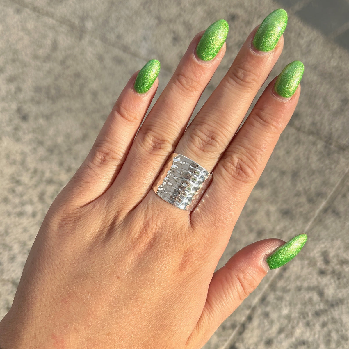 Bague Tribu 10 réglable en argent 925 martelé pour femme – Divinity Sète
