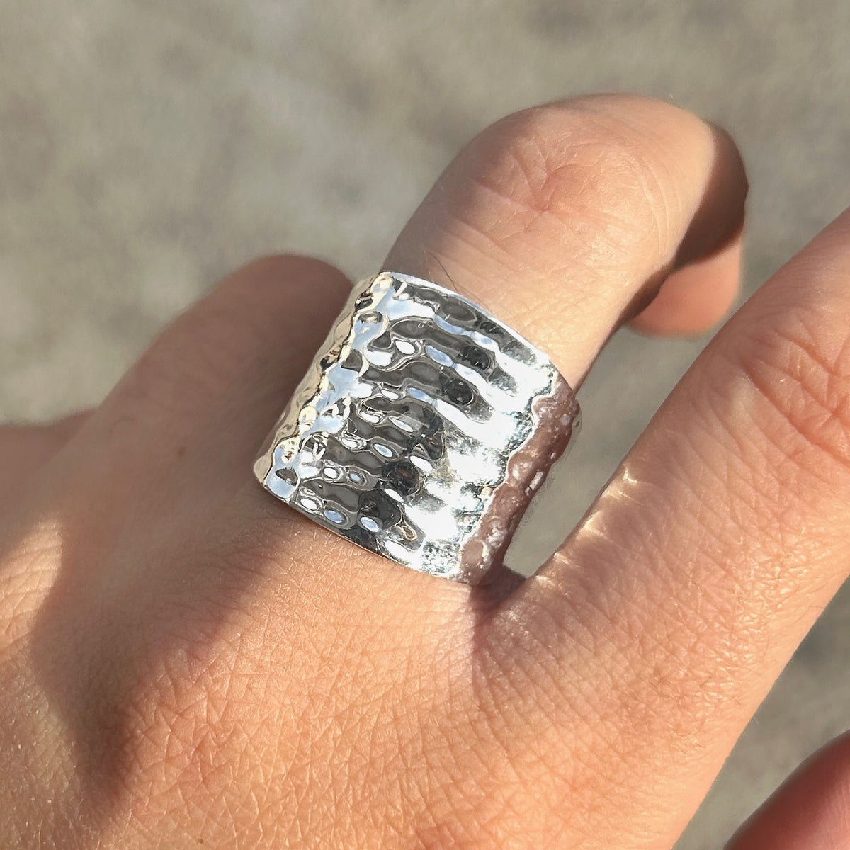 Bague Tribu 10 réglable en argent 925 martelé pour femme – Divinity Sète
