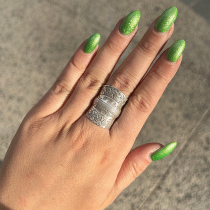Bague Tribu 12 réglable en argent 925 motifs ethniques – Divinity Sète
