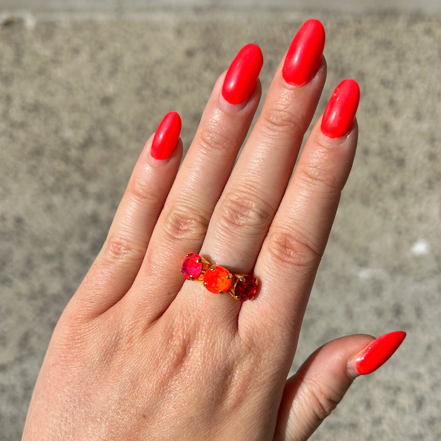 Bague dorée pierres effet flamme Crézus