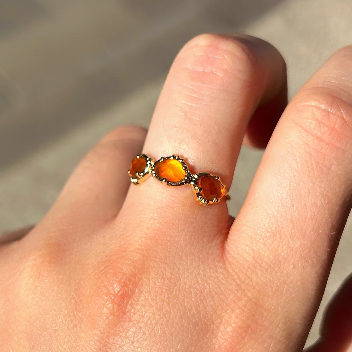 bague-trois-petites-pierres-cornaline-aufildelo-divinity-sete