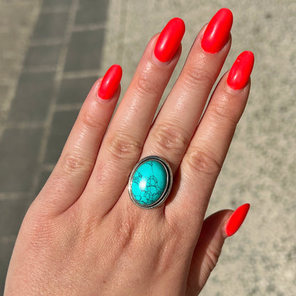 Bague turquoise bleue portée argent 925 femme