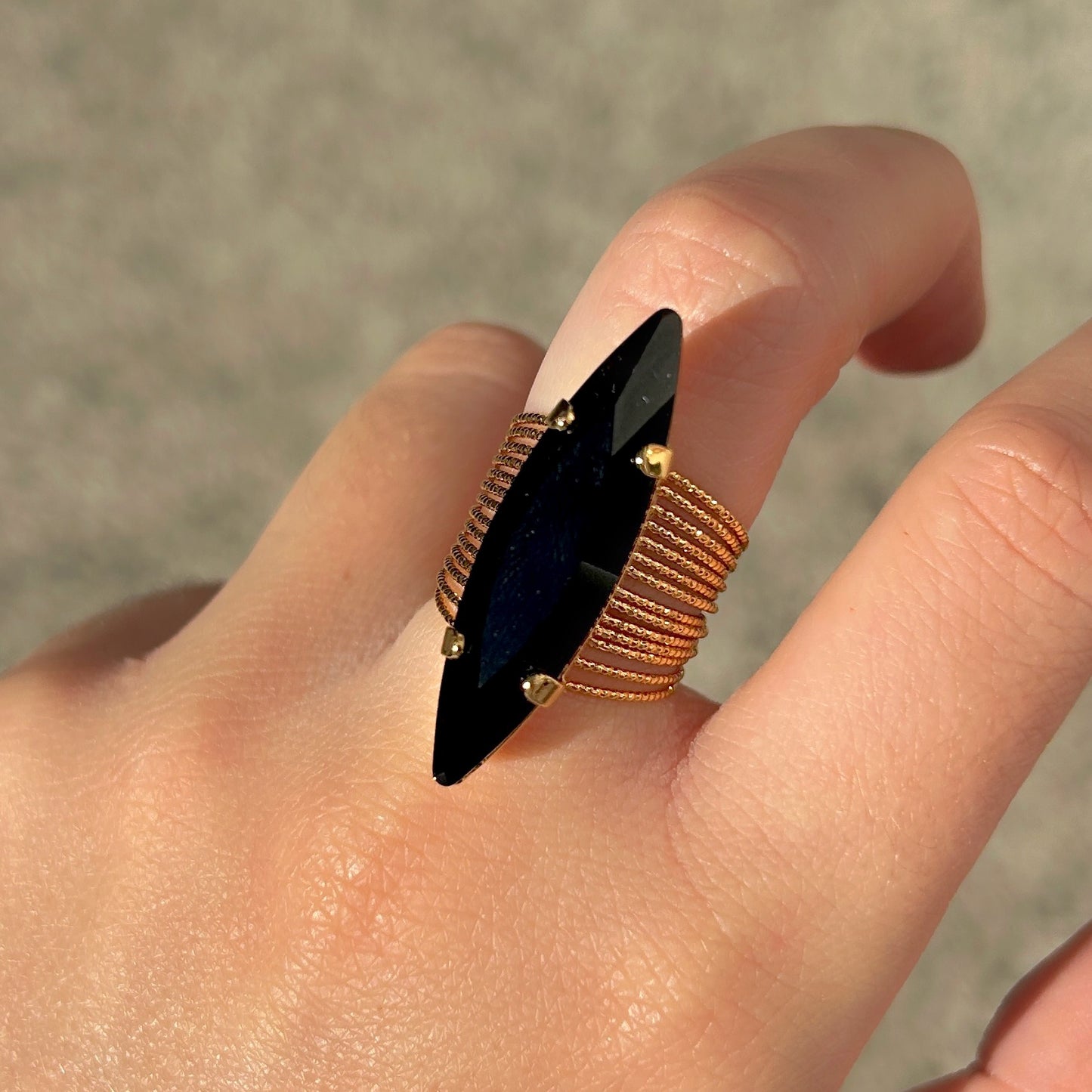 bague-venus-onyx-crezus-divinity-sete