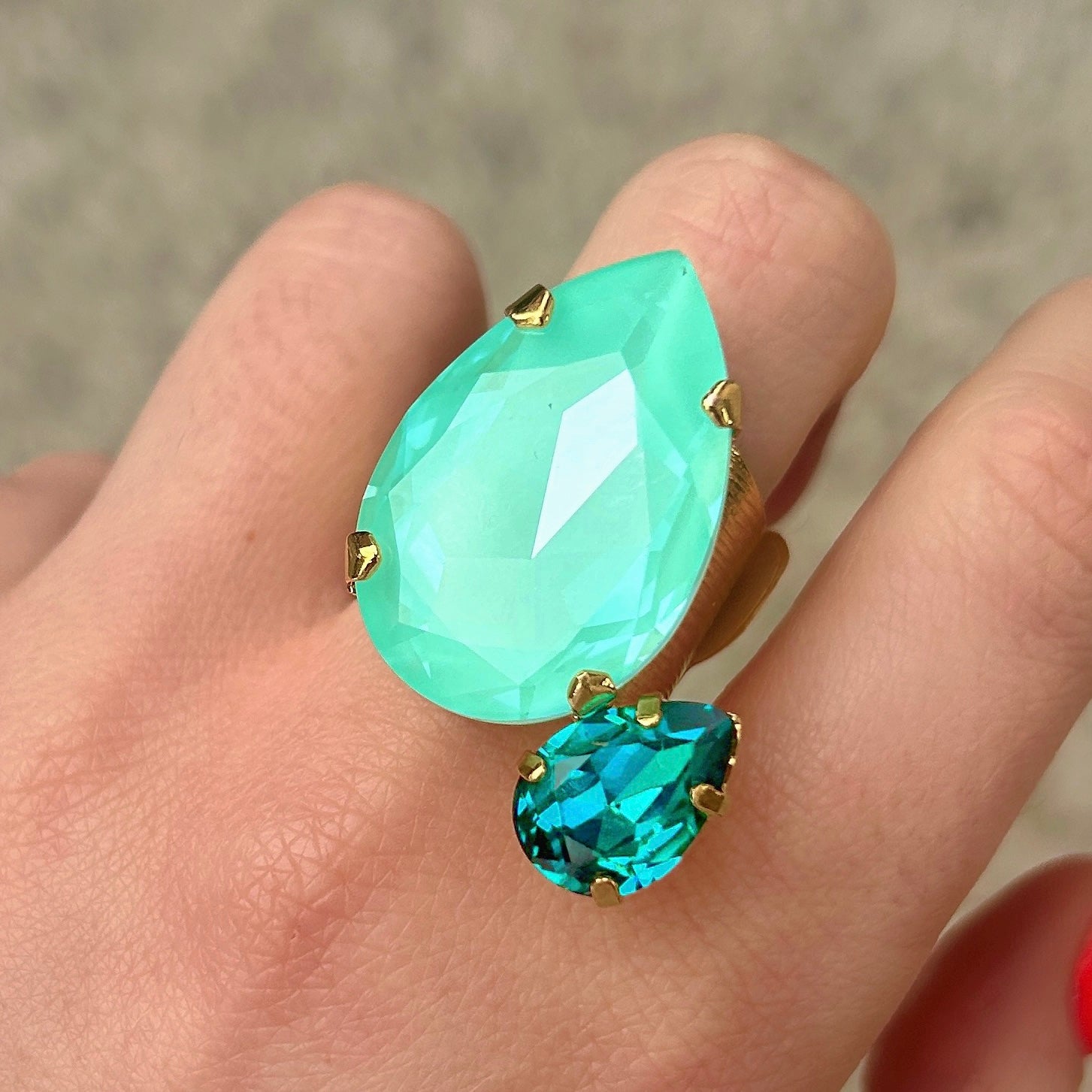 Bague pierre turquoise Crézus dorée