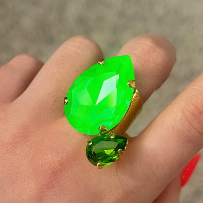 Bague Venusea Cactus portée Crézus