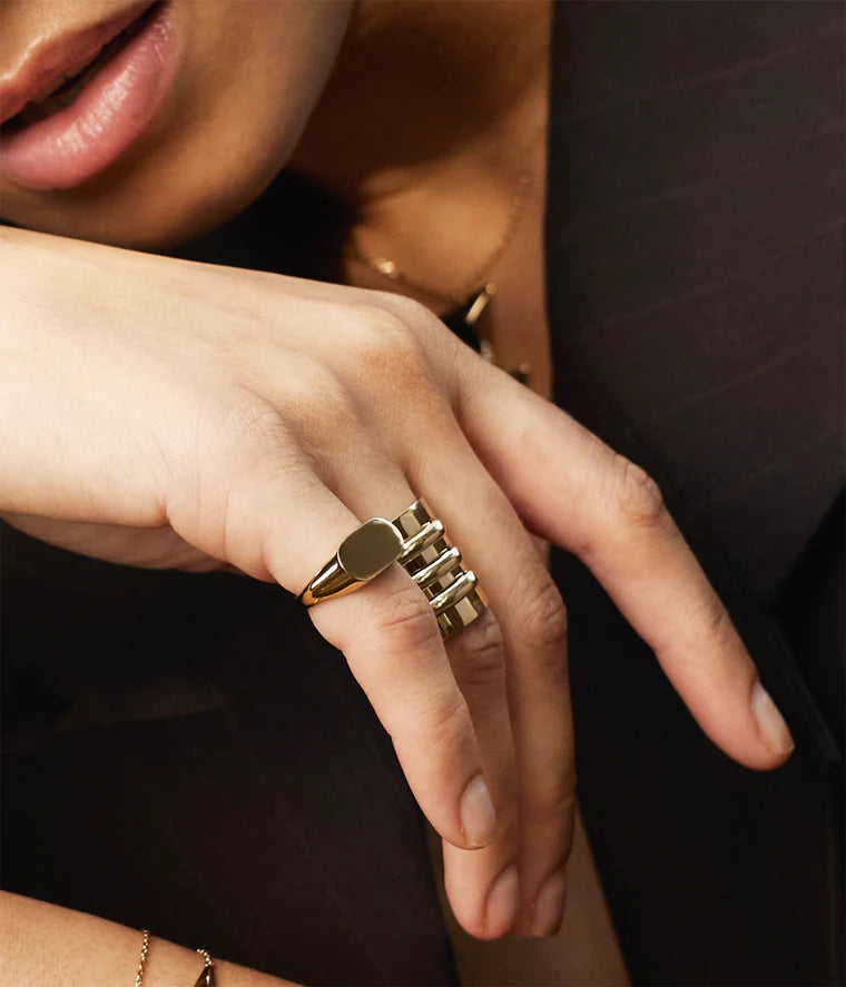 Bague Warm ZAG en acier inoxydable doré ajustable