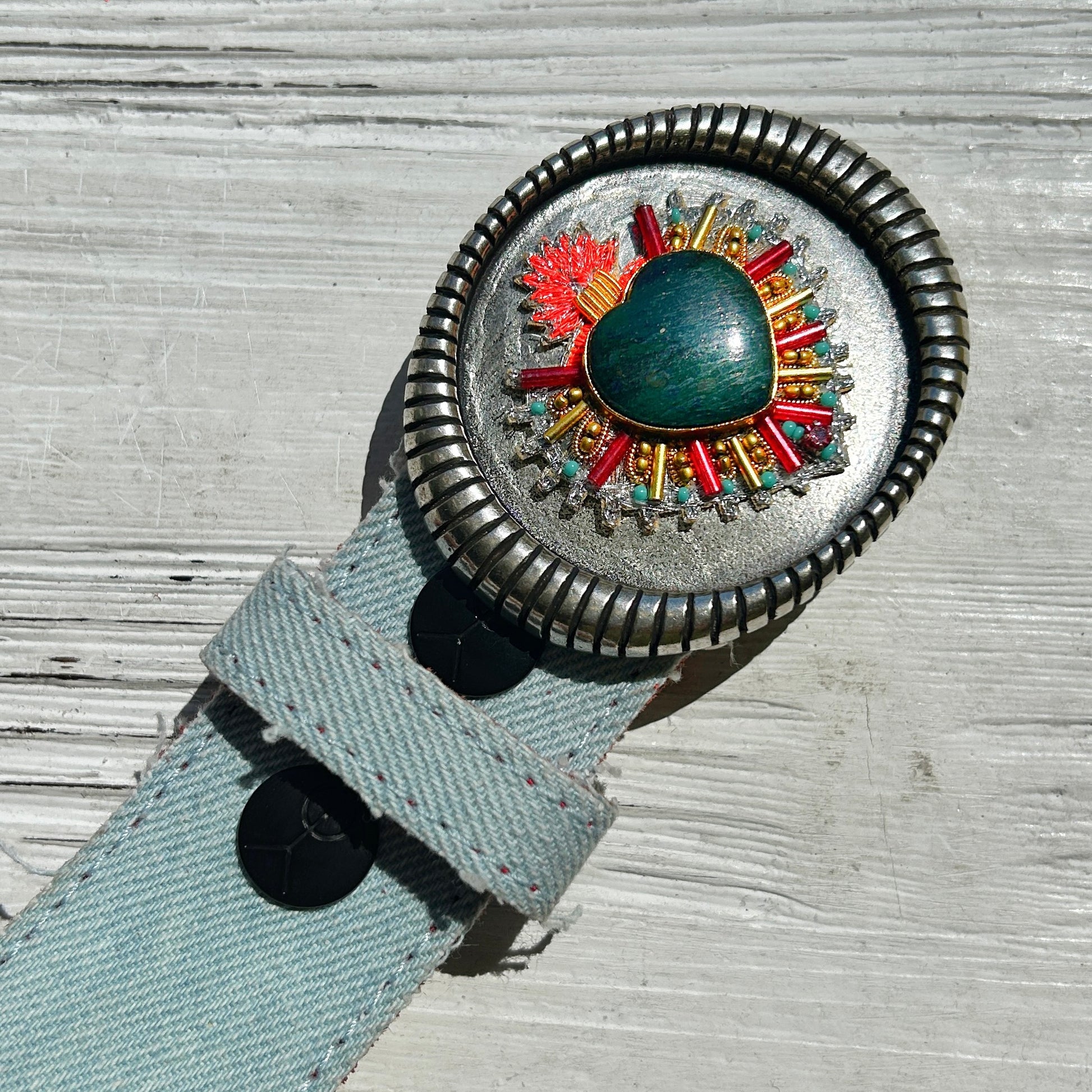 Boucle de ceinture interchangeable Yolète x Nahua N375 Ex Voto cœur sacré