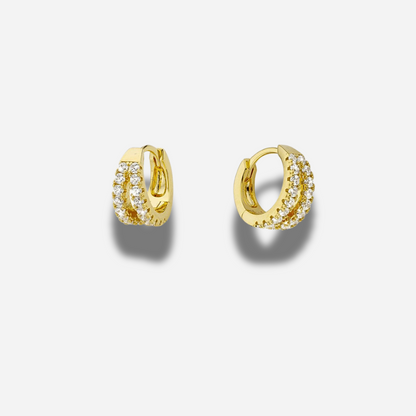 Boucle d’oreille Double Delhi Mya Bay créole dorée double anneau sertie de strass