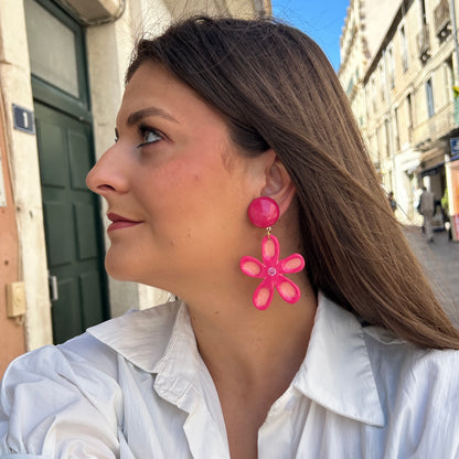 Boucles fleur rose fuchsia Francine Bramli Paris