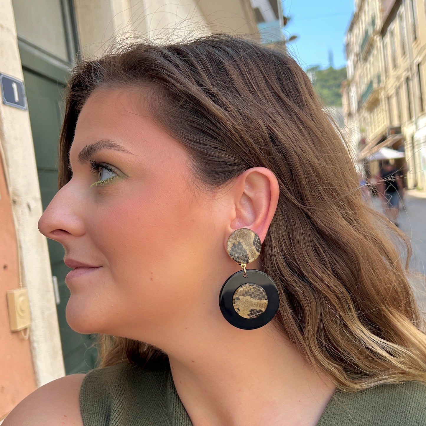 boucles-doreilles-animal-francine-bramli-divinity-sete