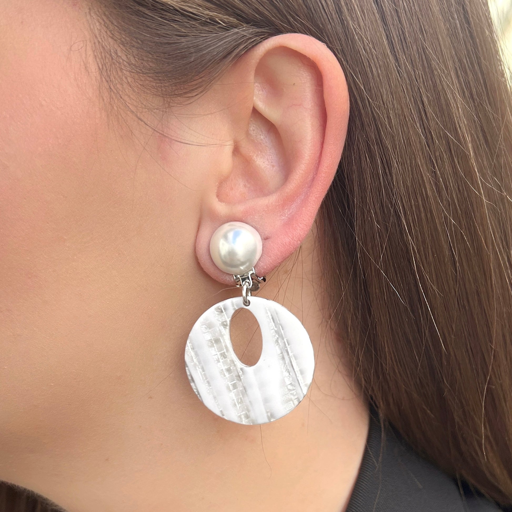 boucles-doreilles-arnica-xs-francine-bramli-divinity-sete