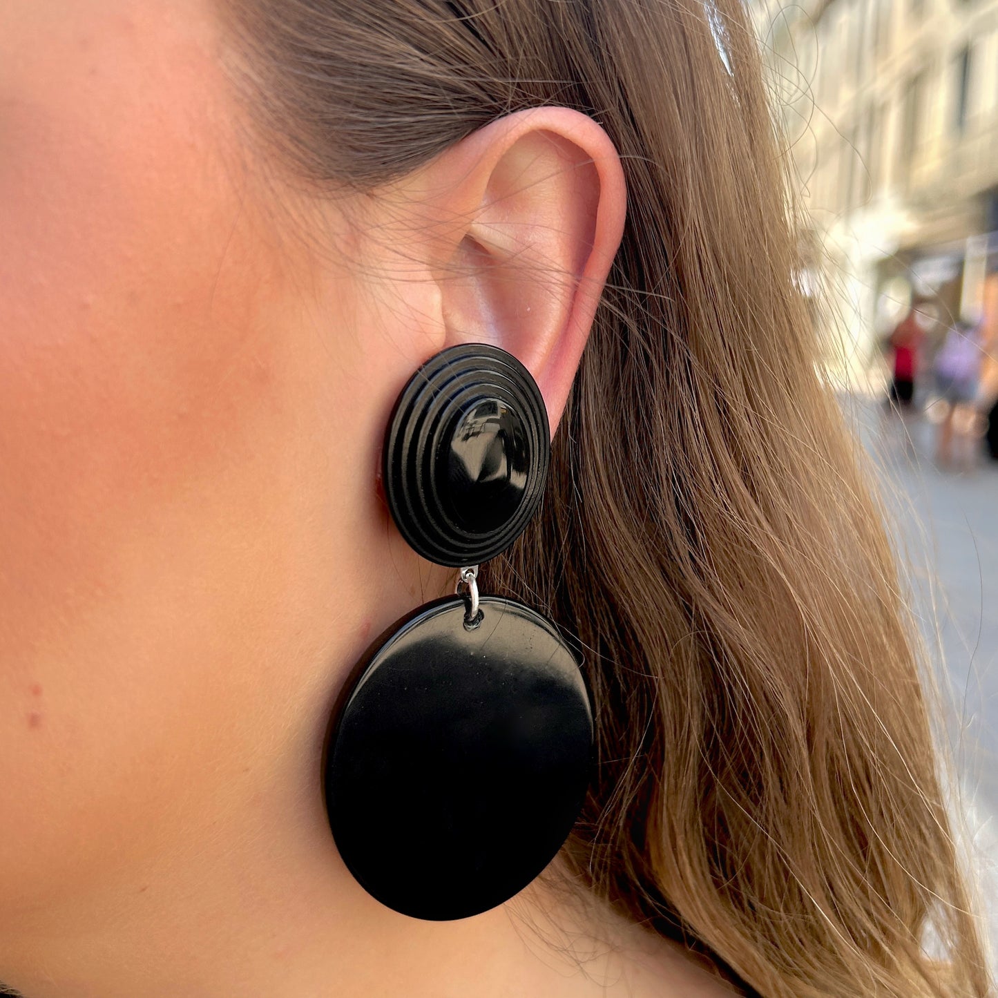 boucles-doreilles-black-francine-bramli-divinity-sete