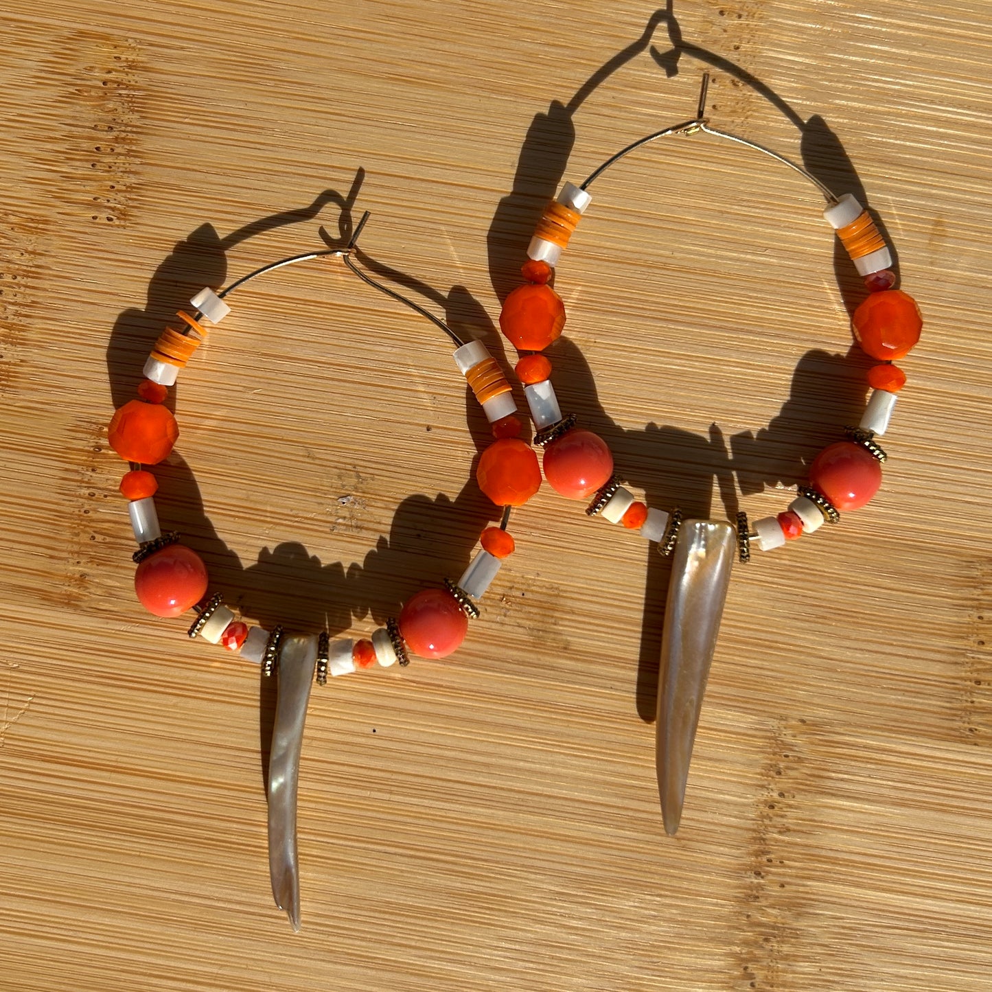 BOUCLES D'OREILLES - CORNE ORANGE