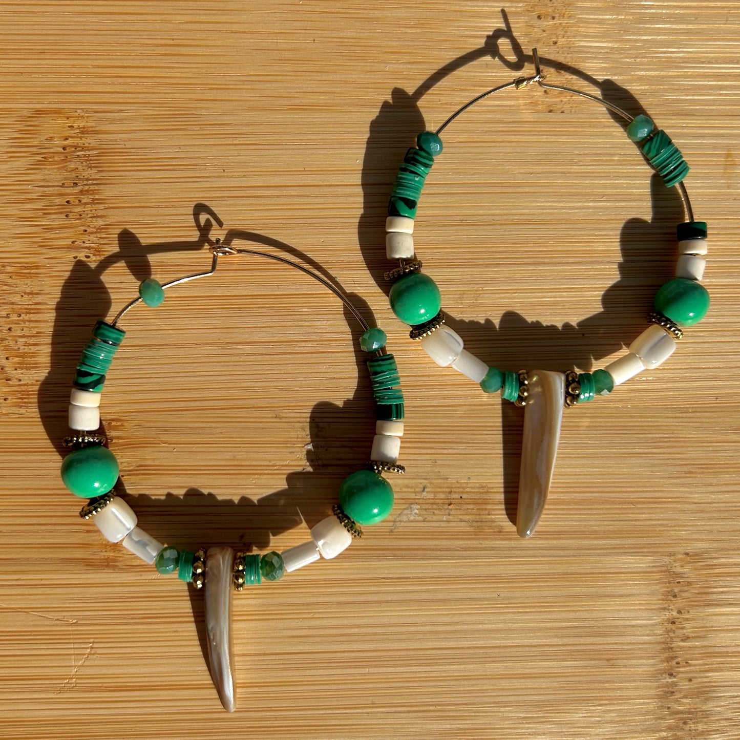 BOUCLES D'OREILLES - CORNE VERTE