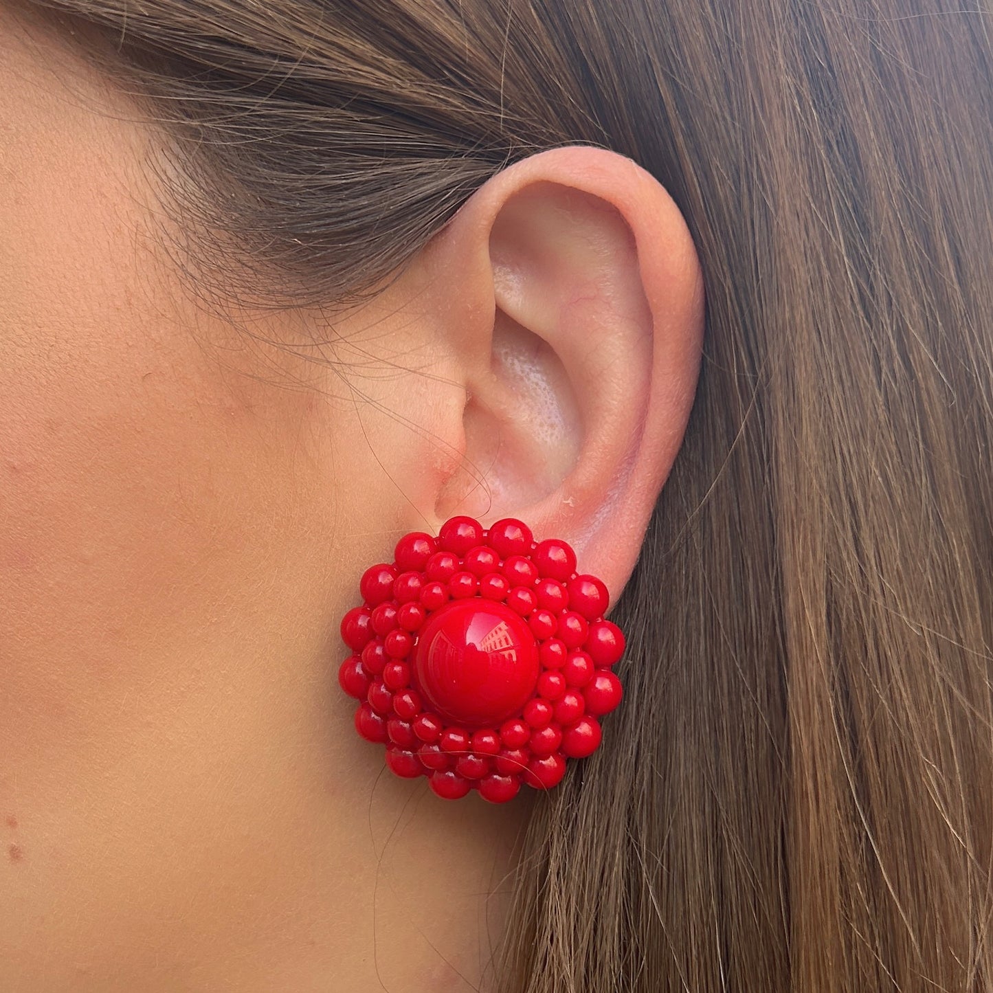 boucles-doreilles-dalhia-rouge-francine-bramli-divinity-sete0