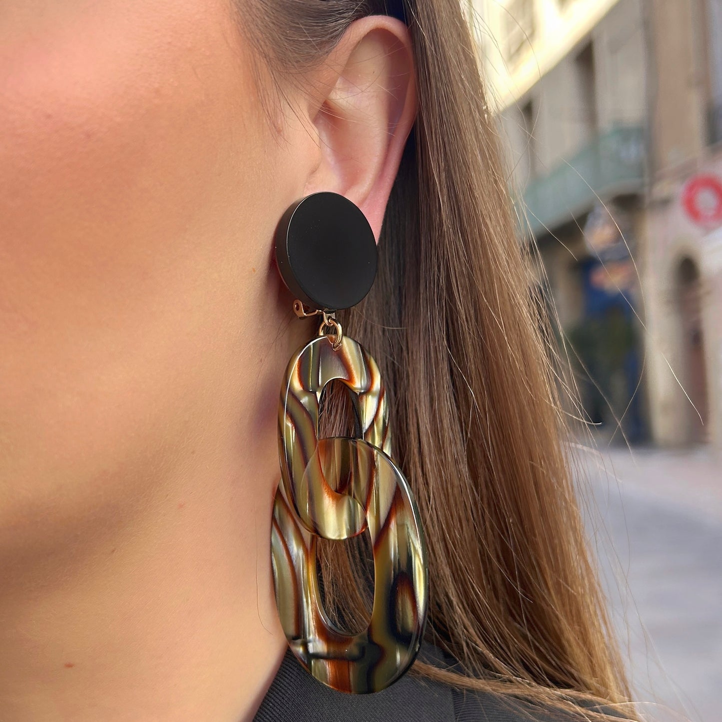 boucles-doreilles-double-messe-onyx-francine-bramli-divinity-sete