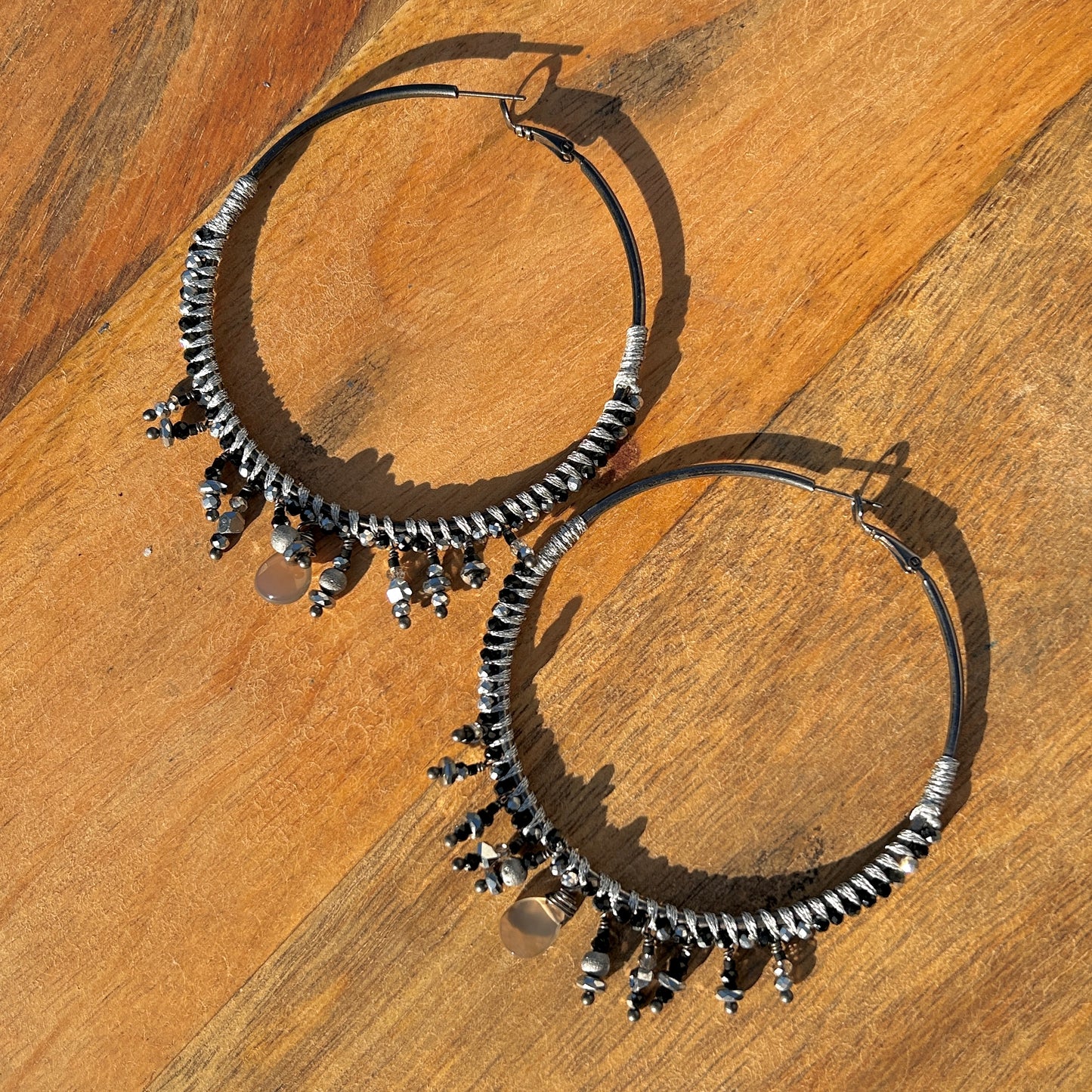 BOUCLES D'OREILLES - ÉCLATS NOIR