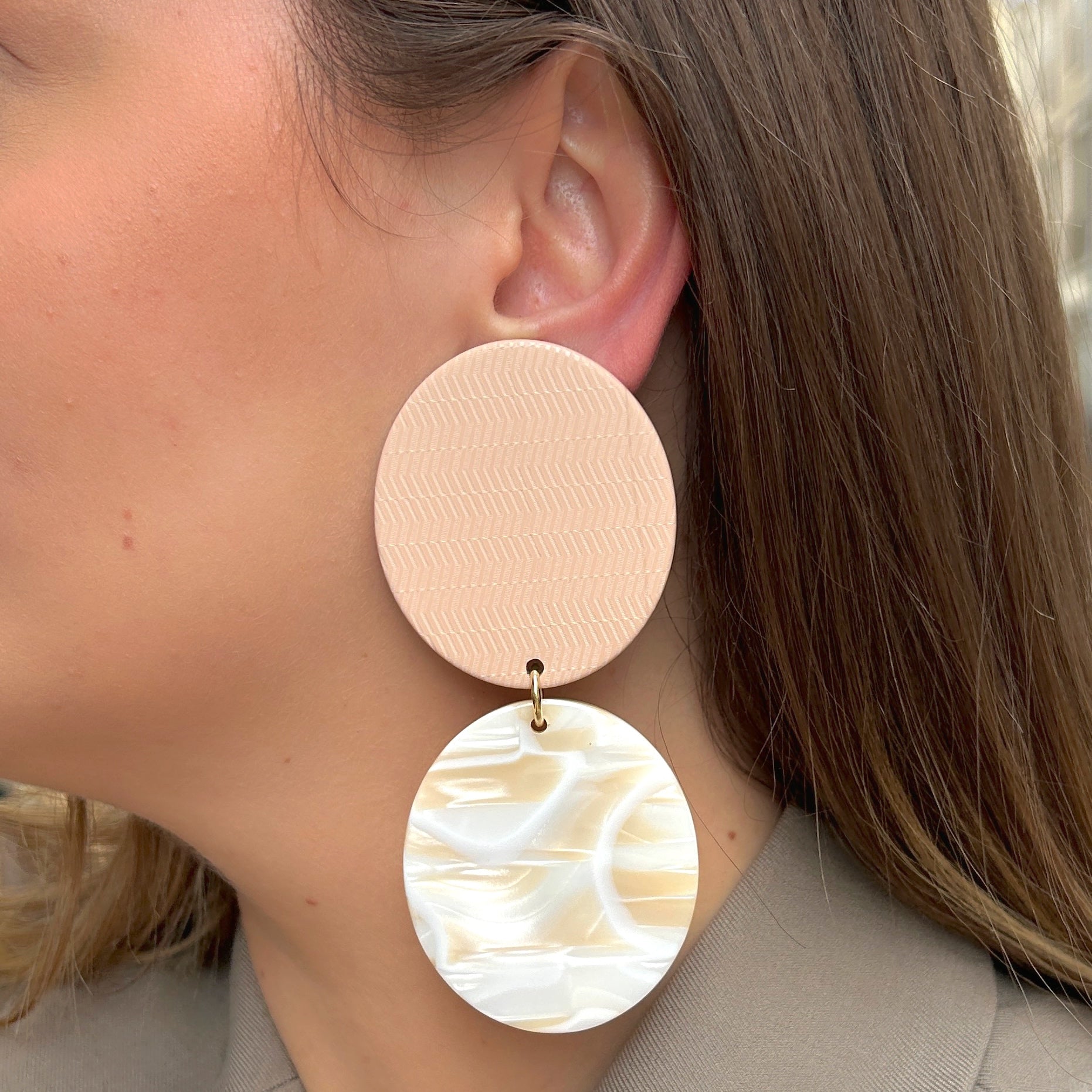 boucles-doreilles-edition-limite-creme-francine-bramli-divinity-sete