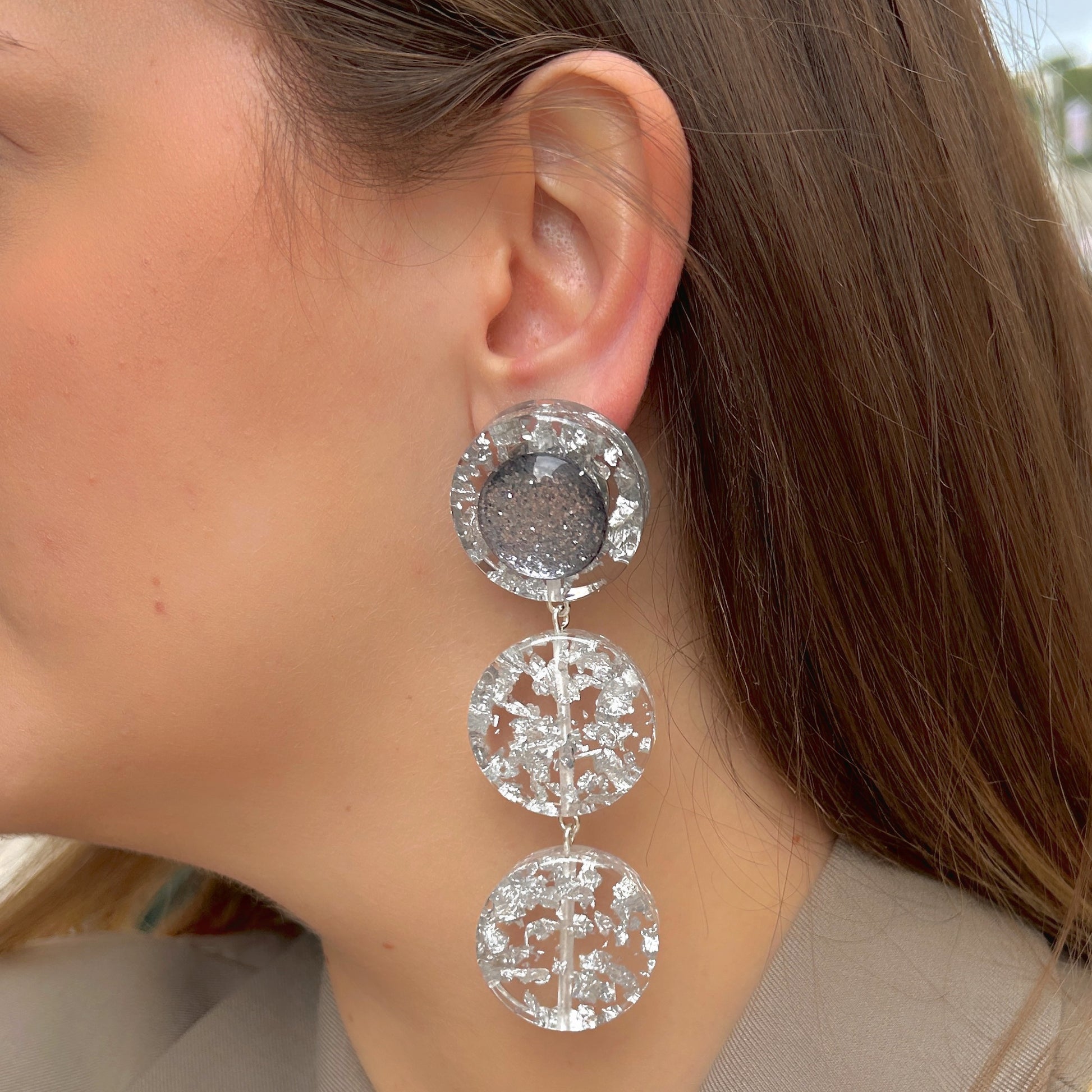 boucles-doreilles-edition-limitee-argent-francine-bramli-divinity-sete