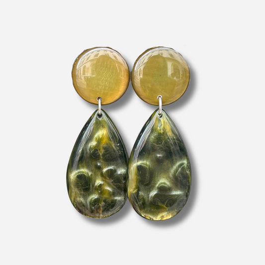 boucles-doreilles-edition-limitee-goutte-kaki-francine-bramli-divinity-sete