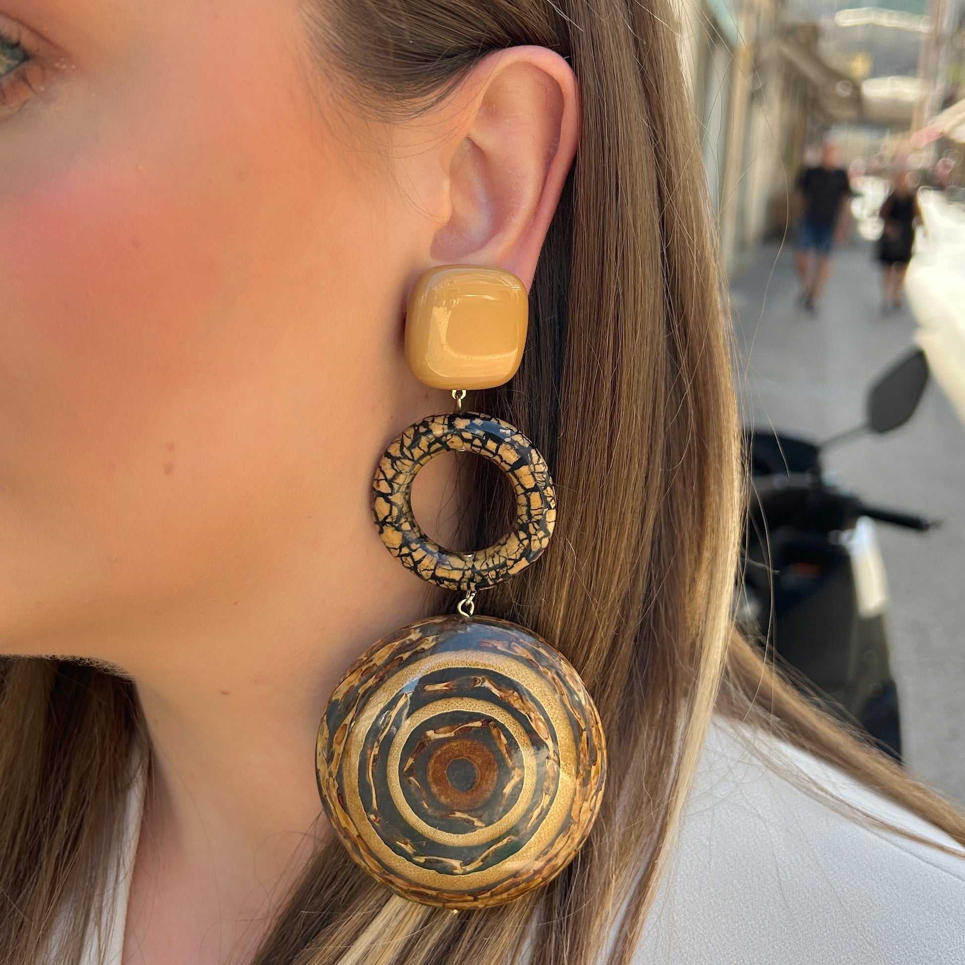 boucles-doreilles-editionlimitee-francine-bramli-divinity-sete