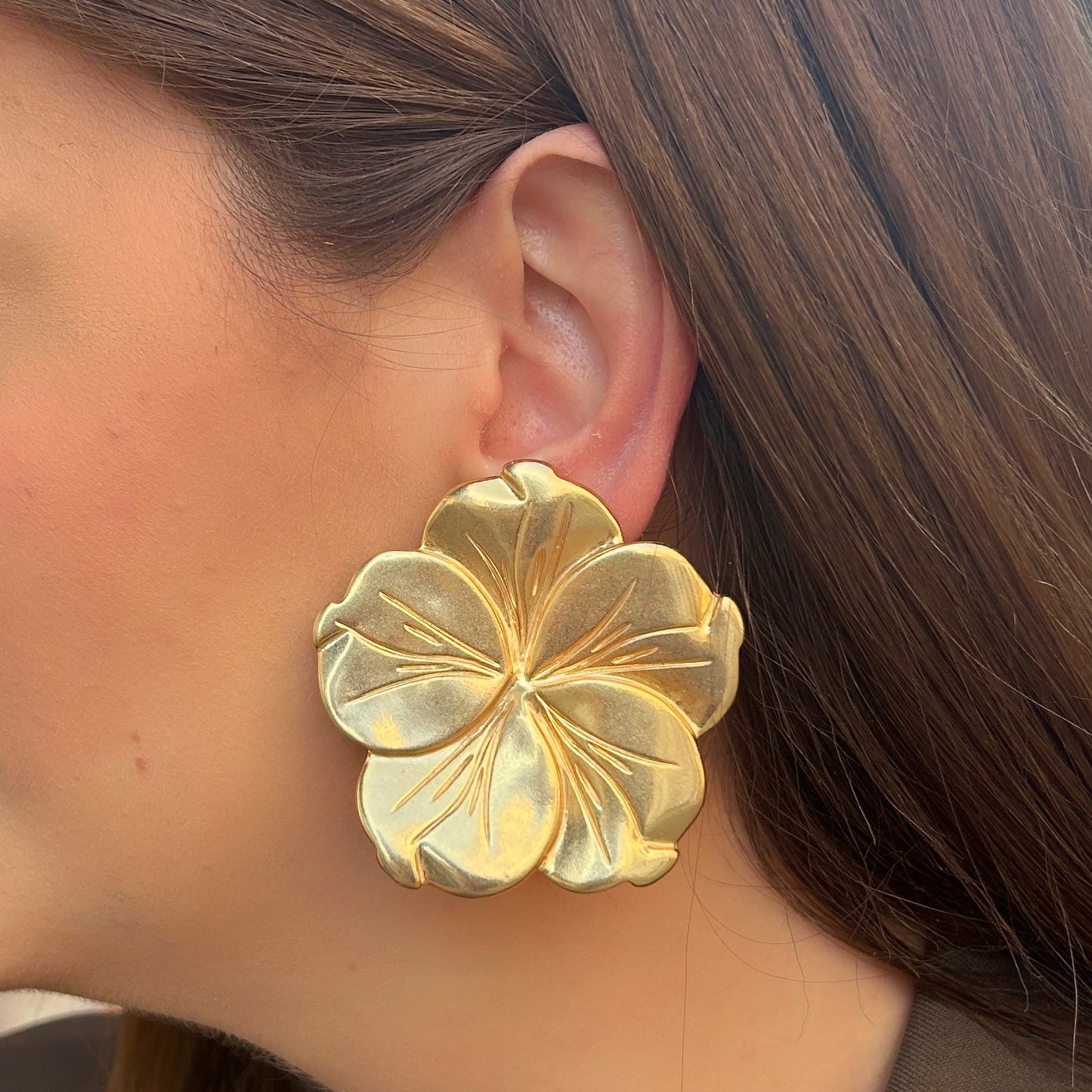 boucles-doreilles-flower-gold-francine-bramli-divinity-sete